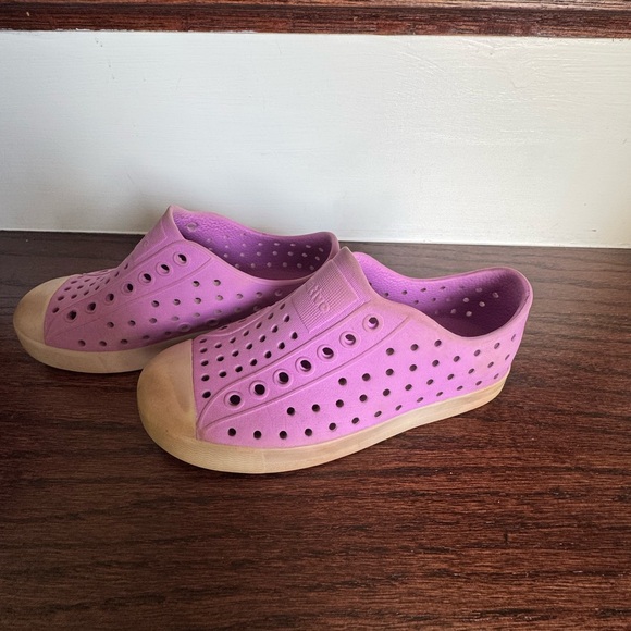 Native Slip-Ons - Picture 2 of 5